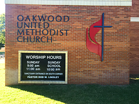 Oakwood United Methodist Church, Lubbock Texas, Worship Hours